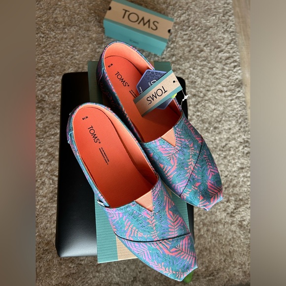 TOMS Women Alpargata California Palms - Picture 1 of 7